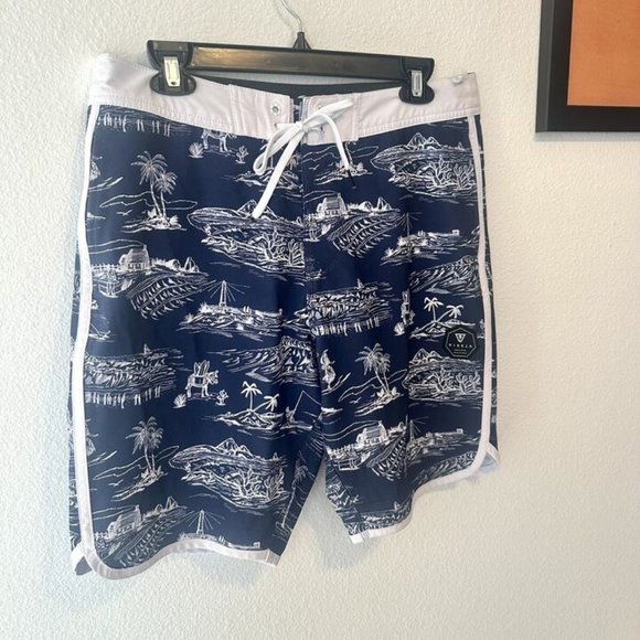 VISSLA Mens 31 M Board Shorts Swim Trunks Navy Blue‎ Hawaiian 18.5" Dolphin Trim - Picture 2 of 8